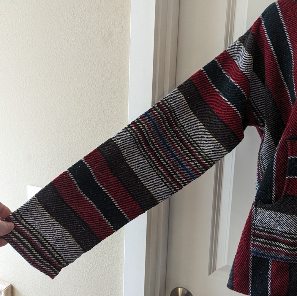 Poncho Size Large - Picture 5 of 5